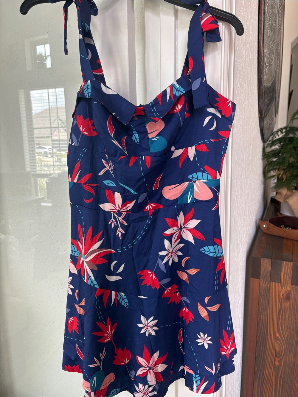 CBR NWT Navy Floral Sundress with Tie Straps Size L